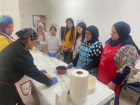 كفر قرع : ورشة حرر الضغط بالشوكولاتة